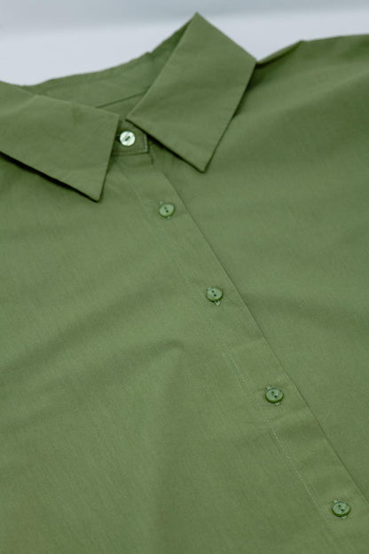 Blusa oversize verde de manga corta