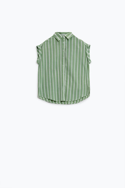 Blusa verde de rayas verticales y manga corta
