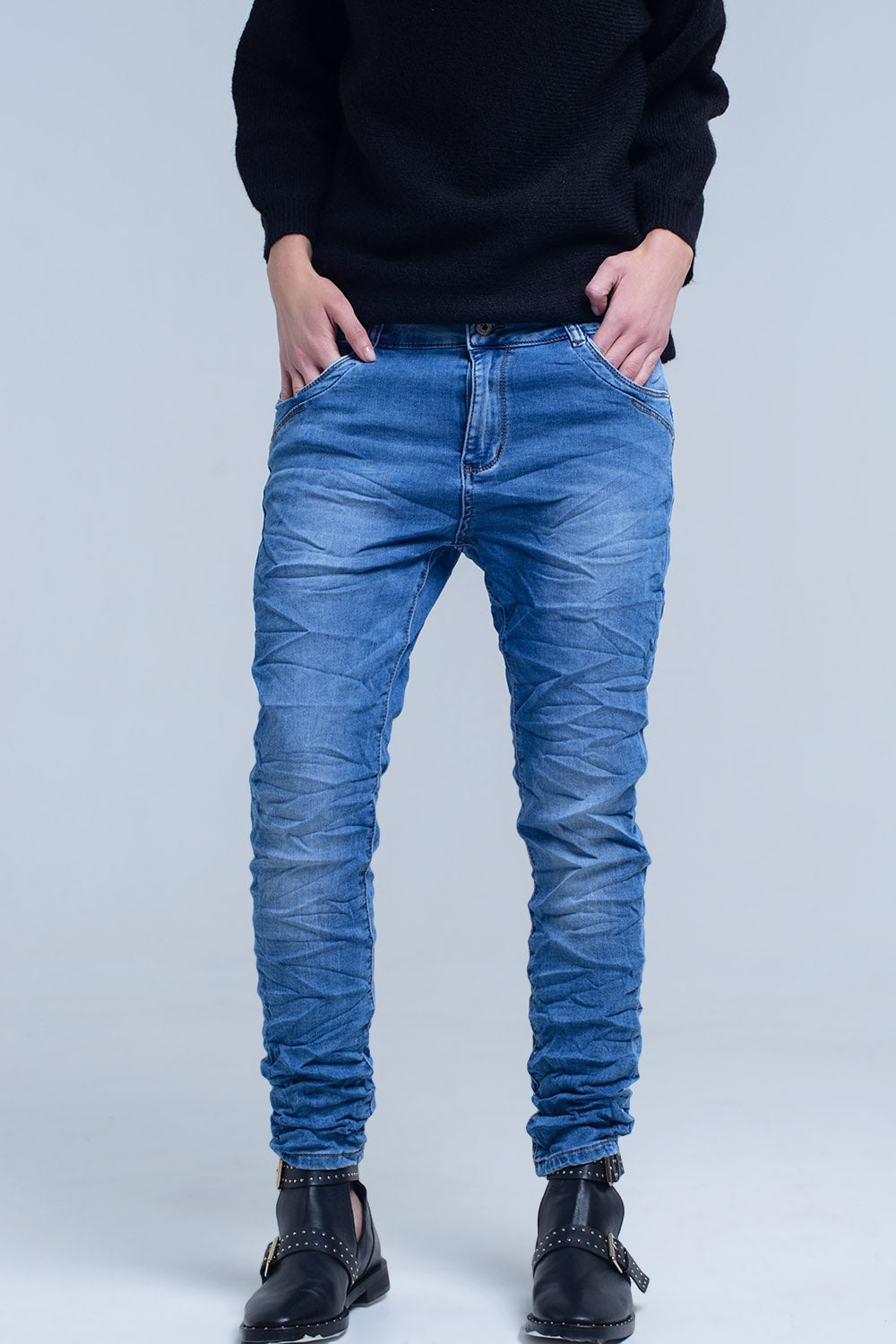 Boyfriend jean con detalle de bolsillo con cremallera