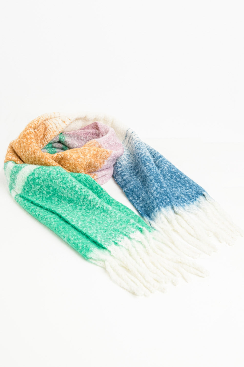 Bufanda Mullticolores Chunly Knit en rayas multicolor en verdes y azules