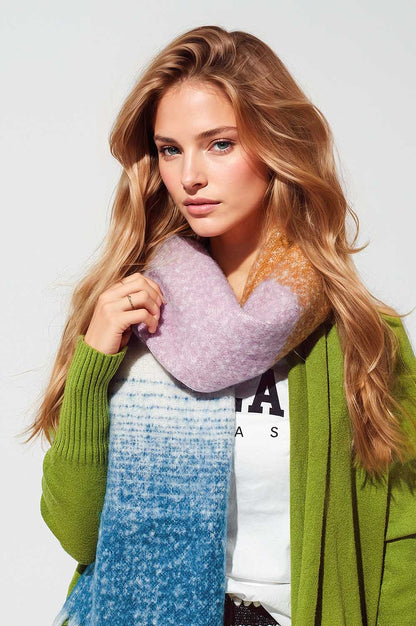 Bufanda Mullticolores Chunly Knit en rayas multicolor en verdes y azules