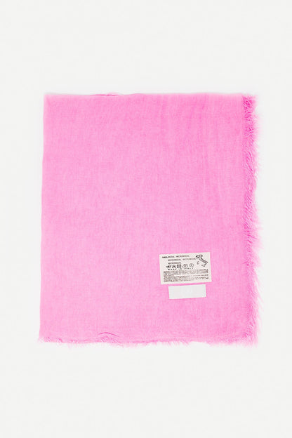 Bufanda rosa cuadrada de tejido ligero