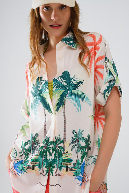Camisa abotonada crema con estampado playero y cuello polo