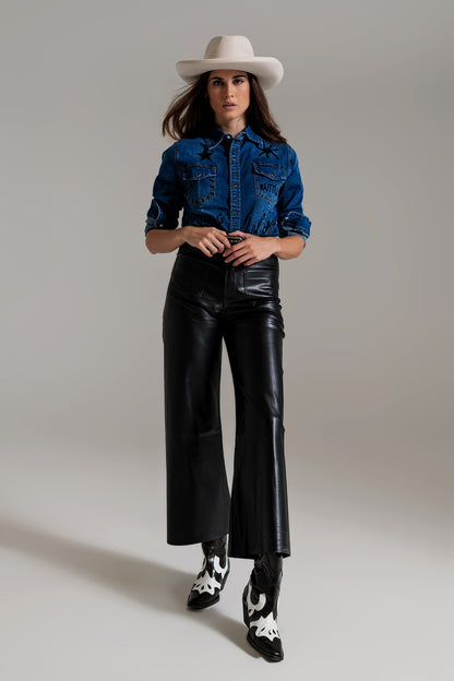 camisa ajustada vaquera con detalles gráficos negros con strass