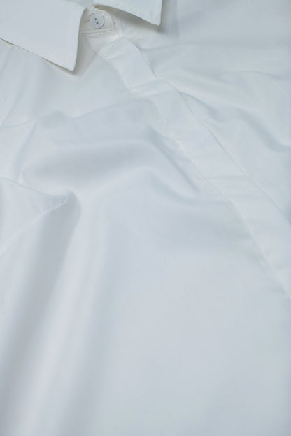 Camisa blanca basica de poplin de manga larga globo