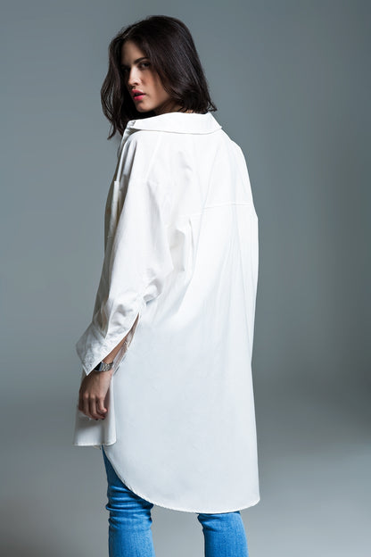 Camisa de corte boyfriend con manga 3/4 en blanco