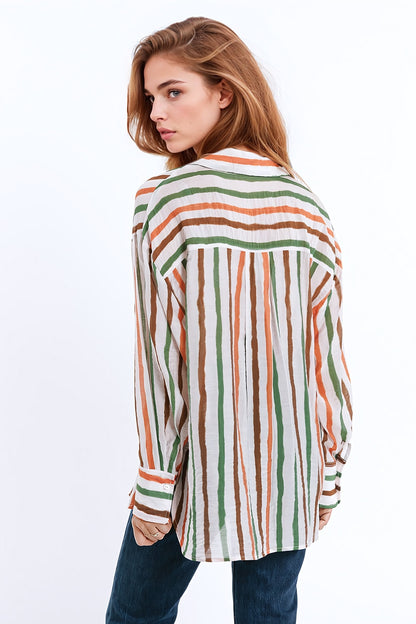camisa de gasa de manga larga con rayas multicolores verde y marrón