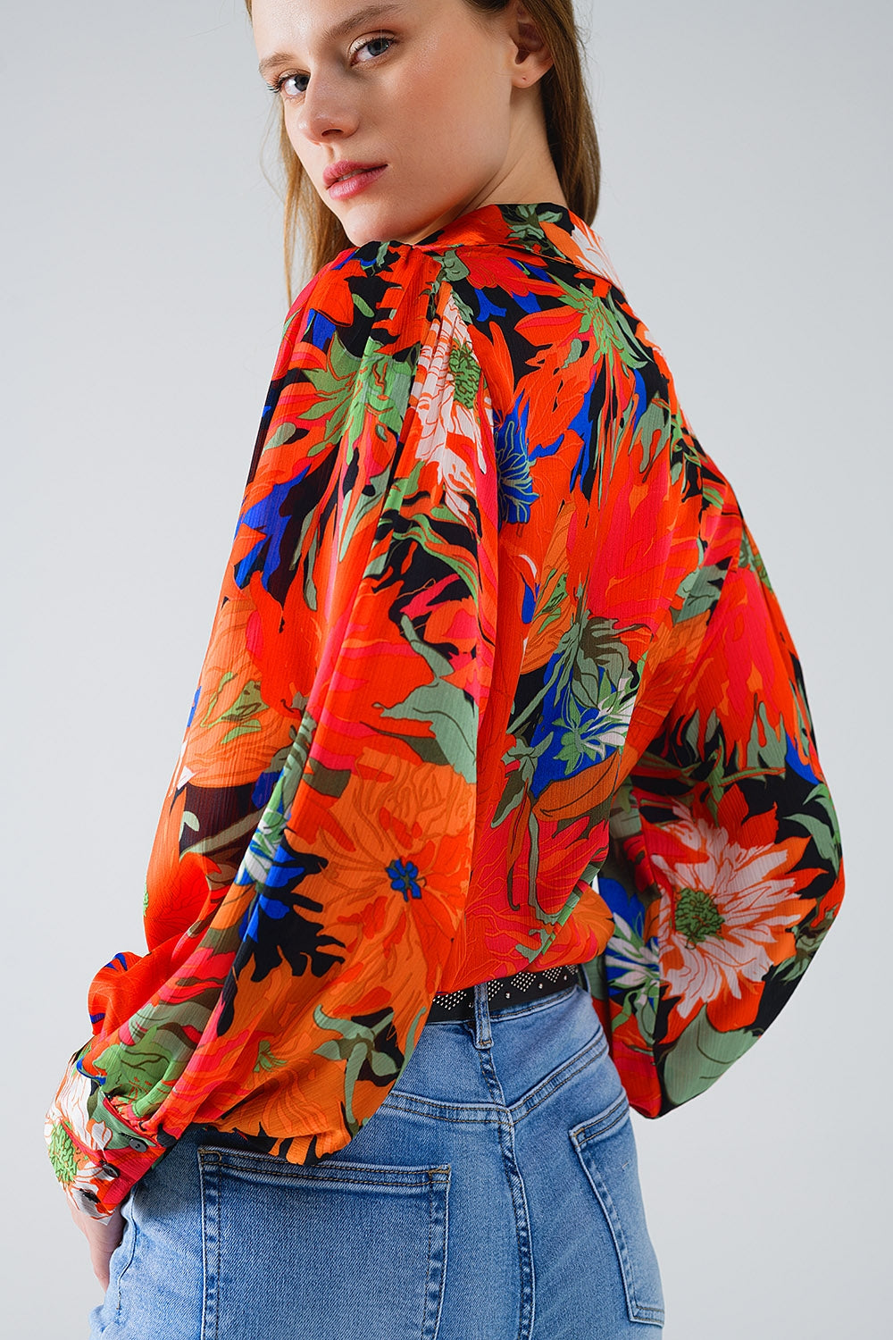 Camisa de gasa Floral con Mangas Globo en Negro