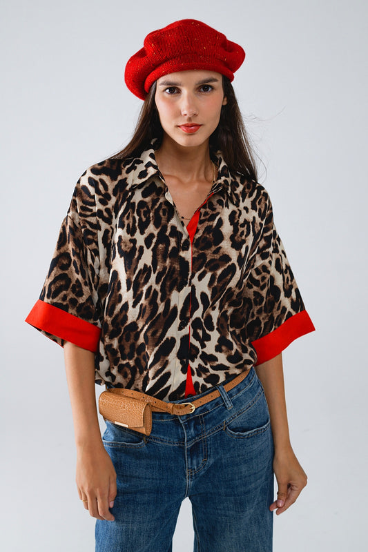 Q2 Camisa de leopardo de manga 3/4 con detalles rojos