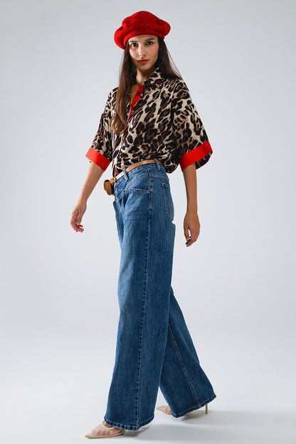 Camisa de leopardo de manga 3/4 con detalles rojos