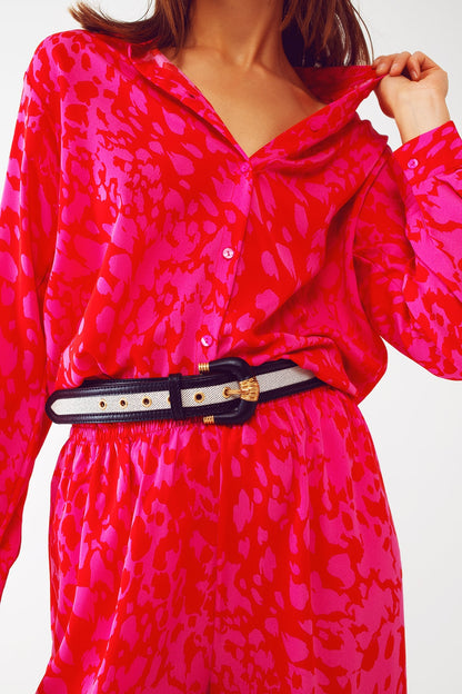 Camisa estampada animal en fucsia
