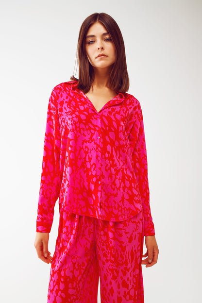 Camisa estampada animal en fucsia