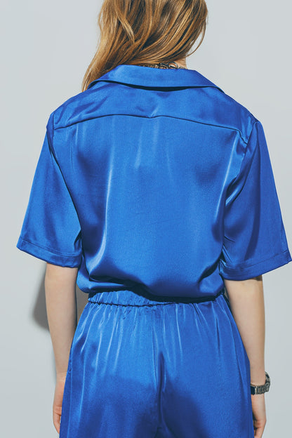 Camisa Satinada de Manga Corta en Azul