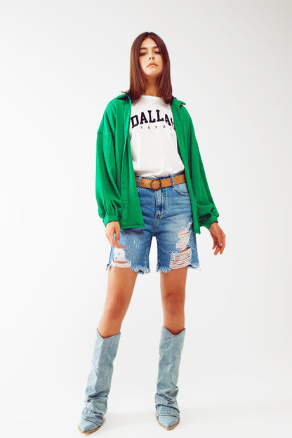 Camisa texturizada con mangas abullonadas en verde