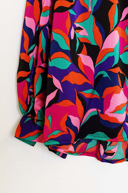 Camisa voluminosa extragrande con estampado abstracto de hojas coloridas