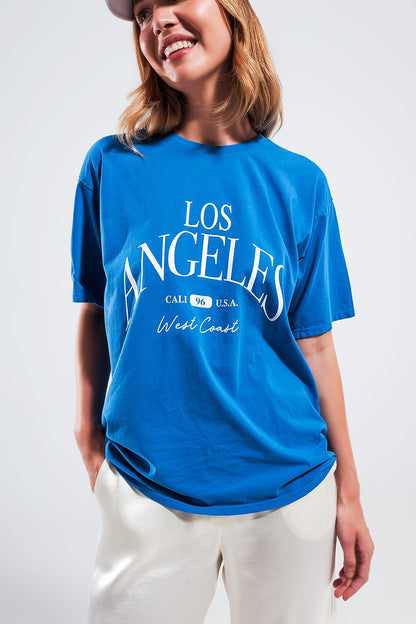Camiseta azul con texto estampado Los Angeles