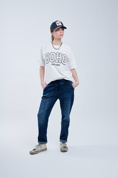Camiseta blanca oversize con Soho New York en la parte delantera