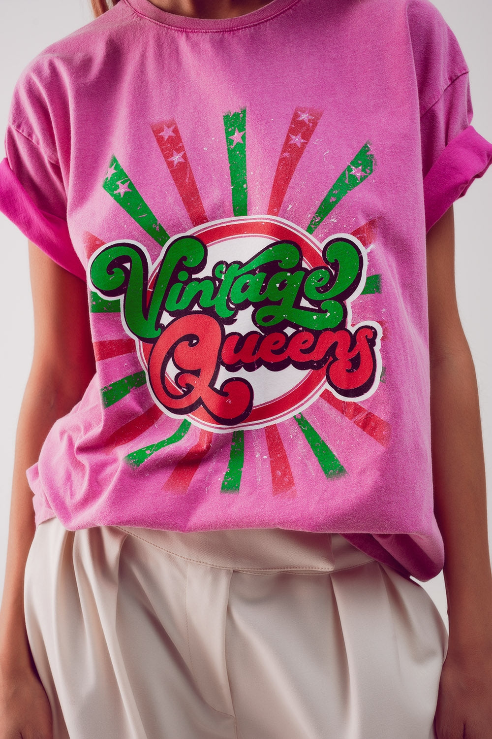 Camiseta casual con estampado gráfico de Vintage Queens en rosa