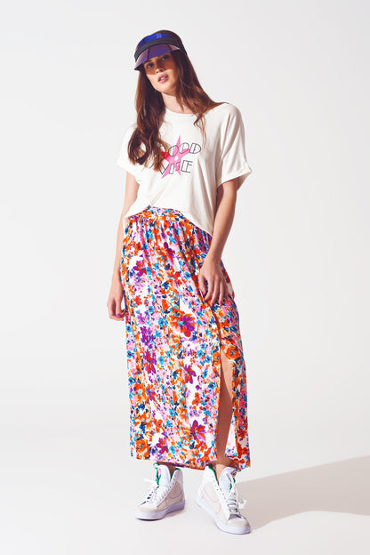 Camiseta de cuello de barco con texto Good Vibe en blanco y rosa