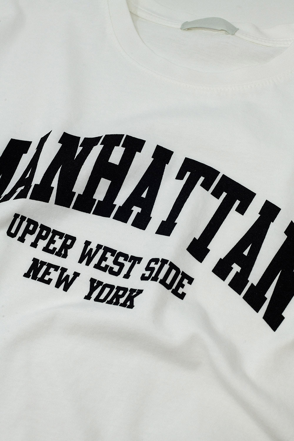 Camiseta De Manga Corta Con Texto Grafico Manhattan En Blanco