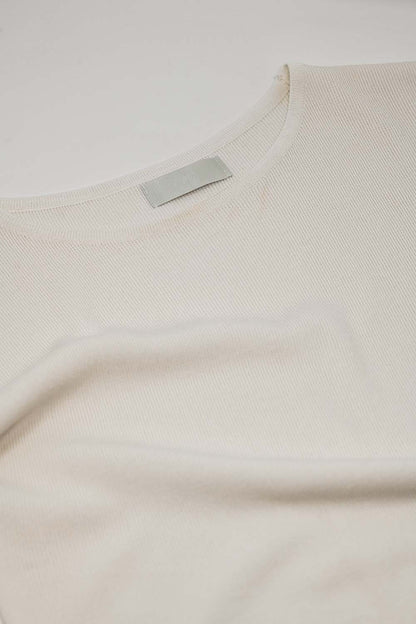 Camiseta de punto con mangas cortas en blanco