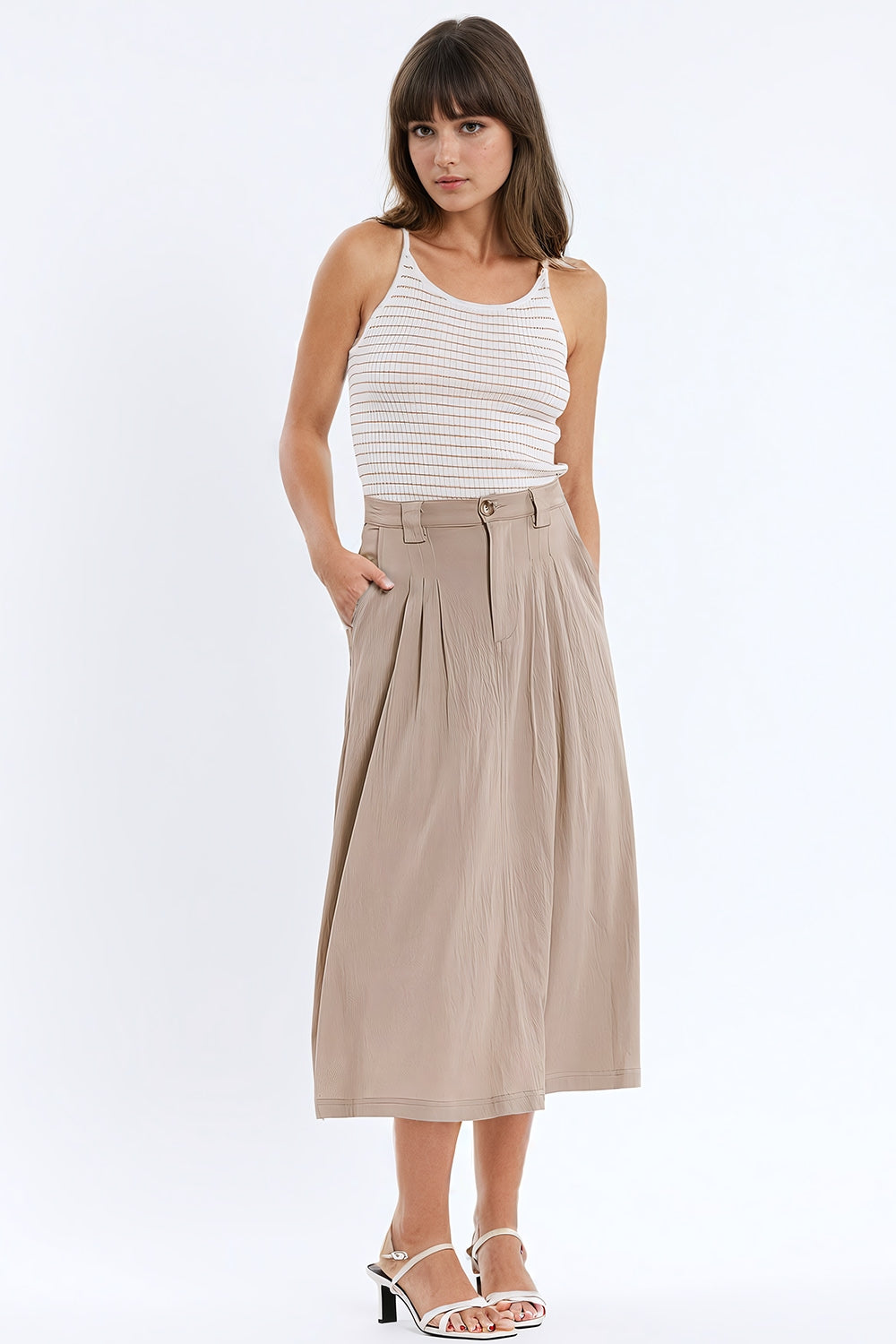 Camiseta de tirantes básica de canalé a rayas en blanco y marrón