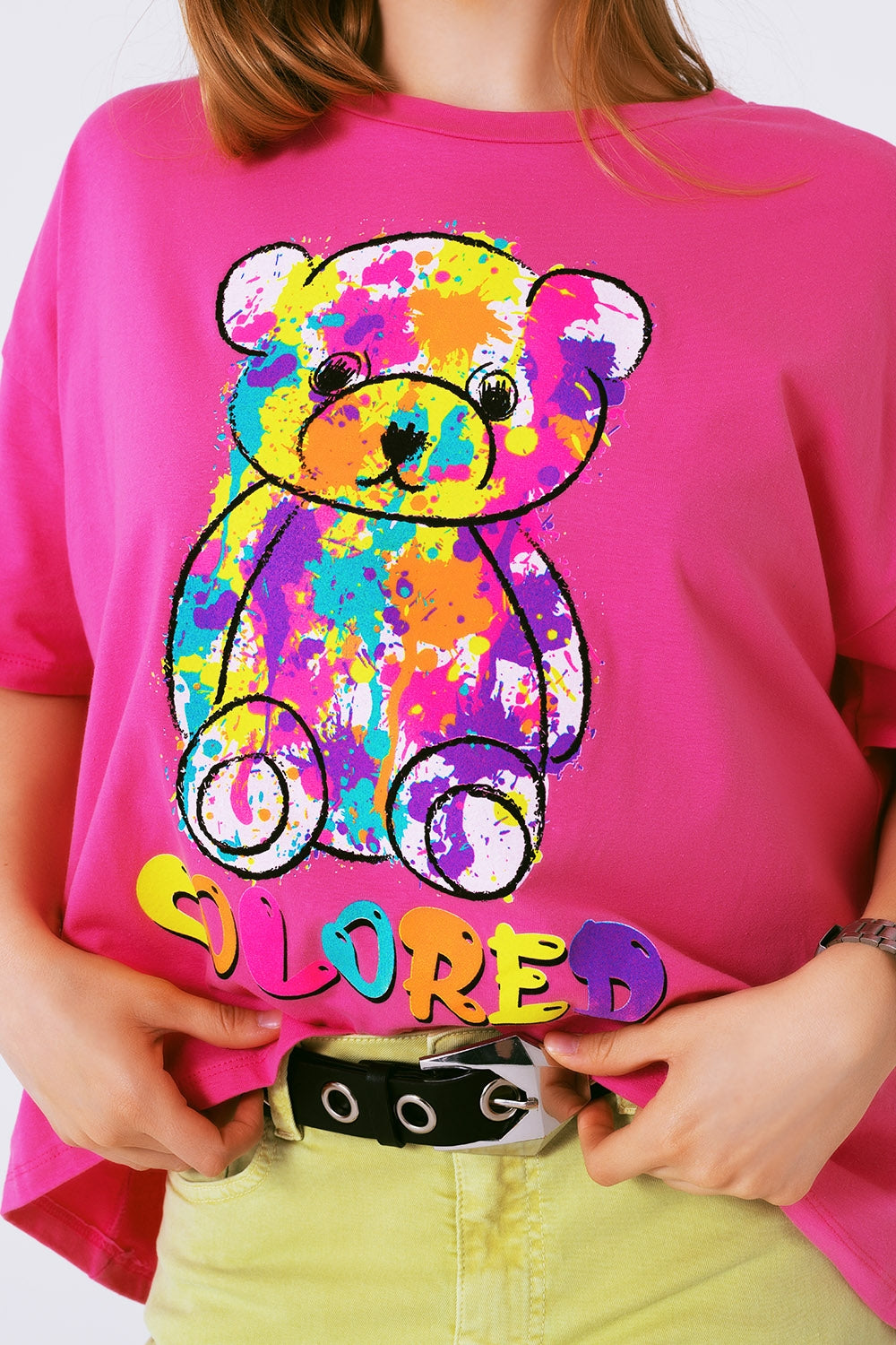 camiseta fuxia holgada con osito coloreado