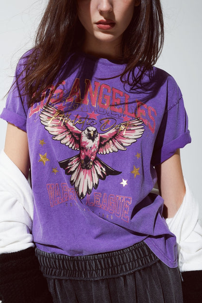 Camiseta morada con estampado de Los Ángeles en la parte delantera