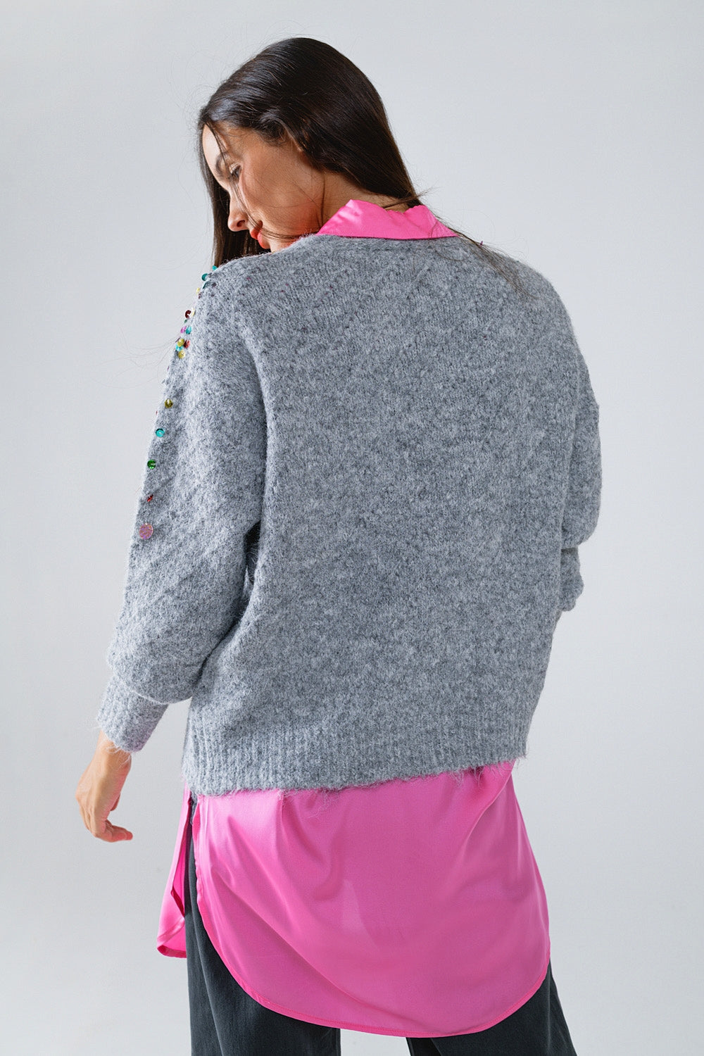 Cárdigan con cuello en V y lentejuelas bordadas multicolor en gris