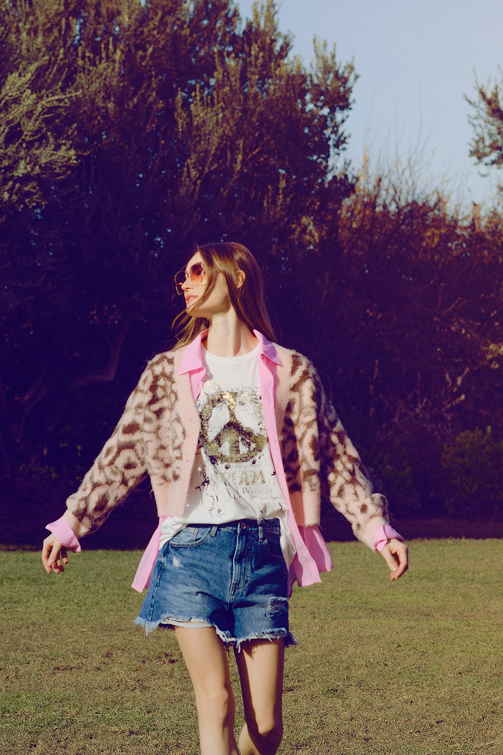 cárdigan con estampado de leopardo y lana en rosa