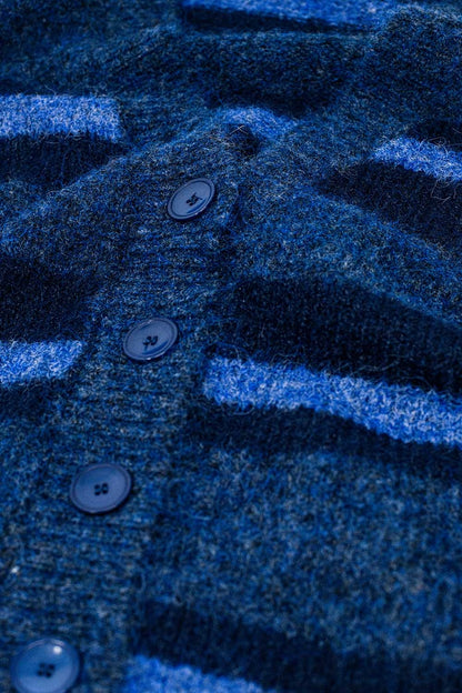cárdigan esponjoso de rayas azules