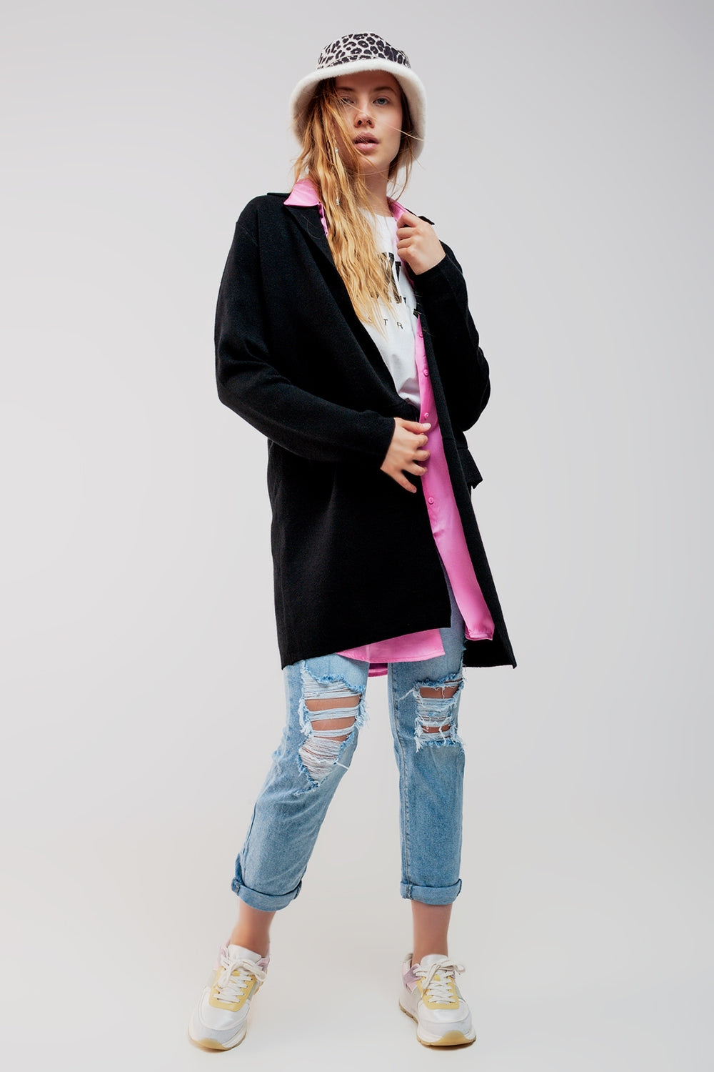 Cardigan extra grande en negro con solapas