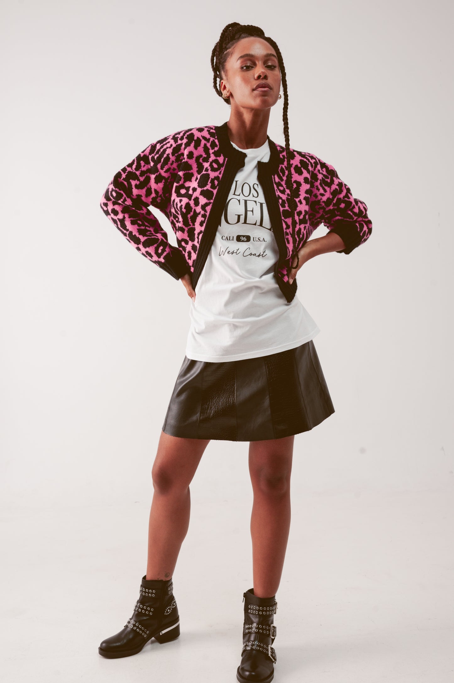 Cardigan fucsia con diseño animal