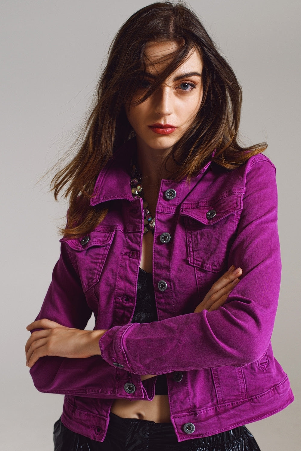 Cazadora vaquera slim en magenta