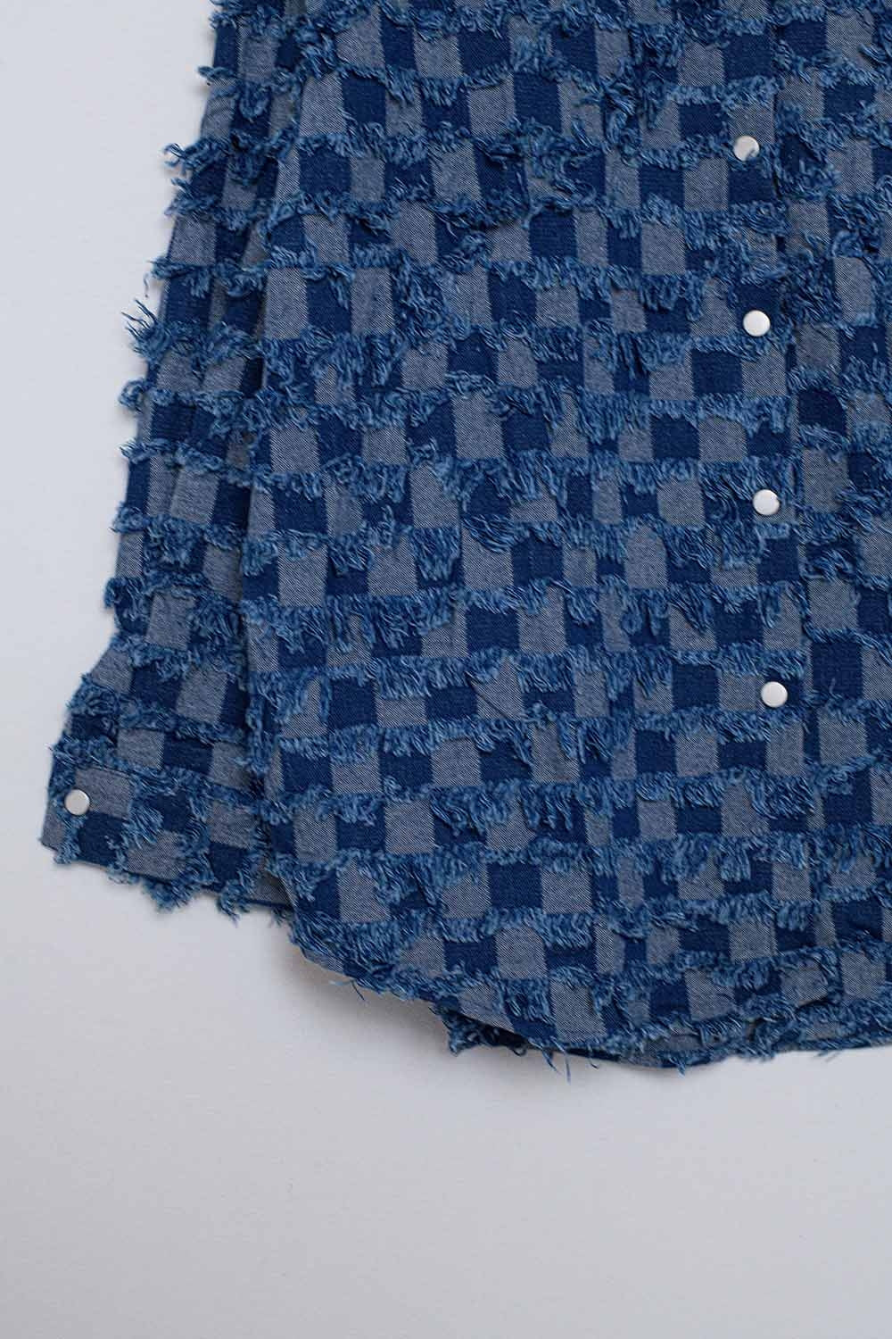 Chaqueta azul a cuadros con volantes