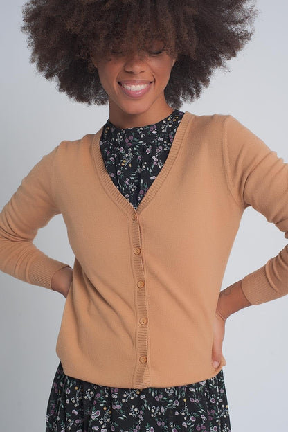 Chaqueta de punto con botones delanteros en camel
