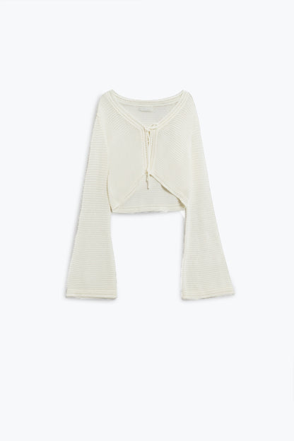 Q2 Chaqueta de punto de manga larga en blanco con detalle de nudo