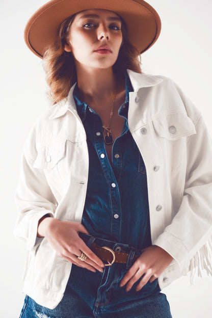 Chaqueta vaquera blanca con flecos