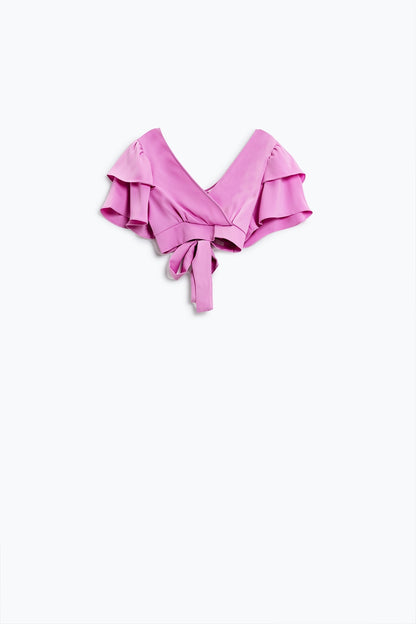 Crop Top Rosa Con Mangas Cortas Y Cuello En V