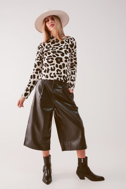 Culotte de pierna ancha en piel sintética en negro