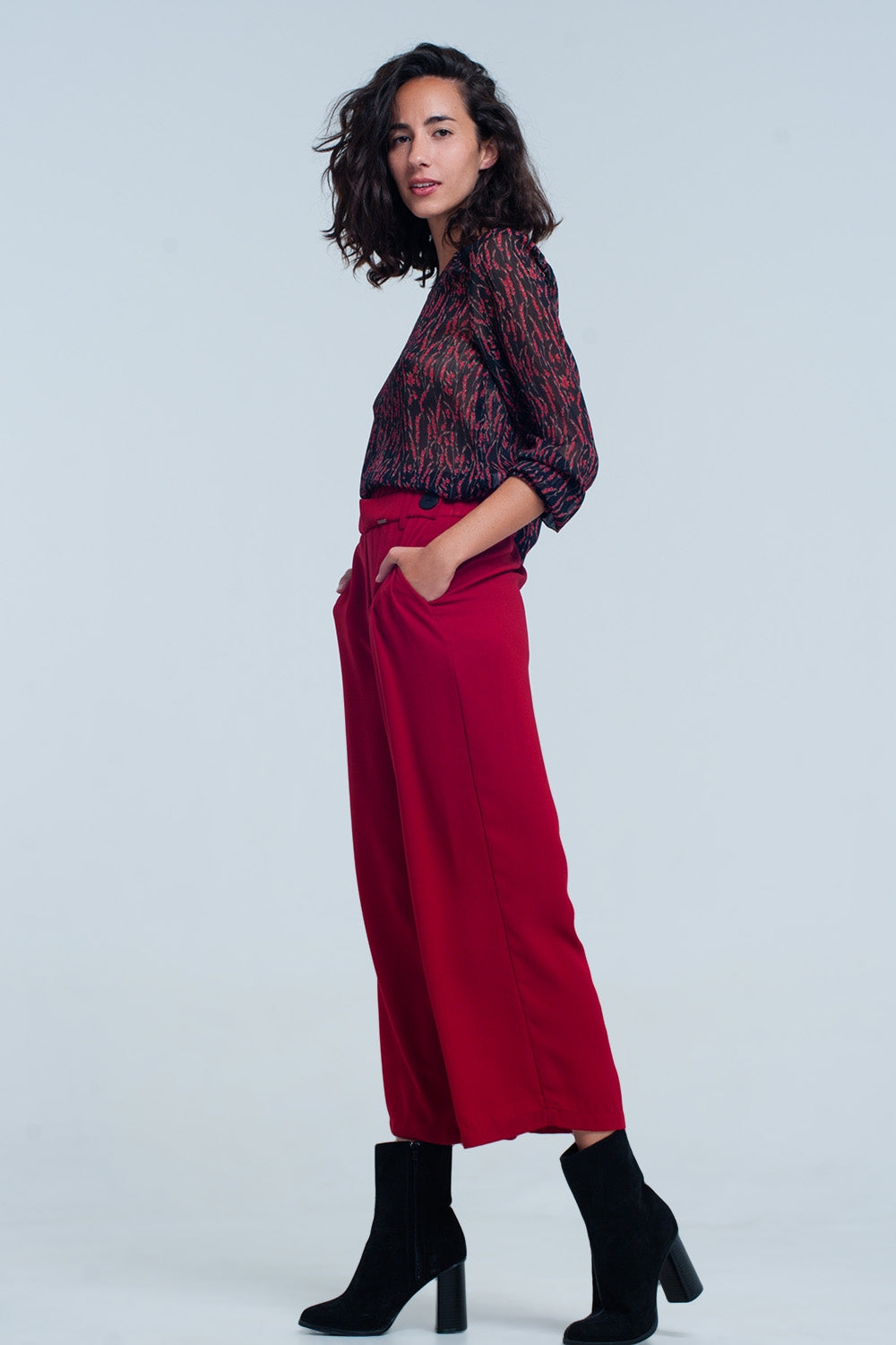 Culottes granate de pierna ancha con detalle cintura