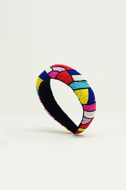 Diadema de cuentas coloridas