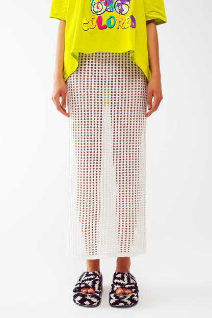Falda larga de crochet transparente en blanco