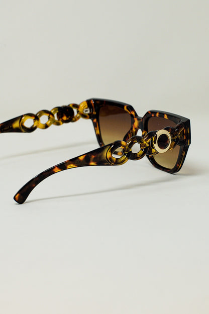 Gafas de sol con forma extra grandes en carey antiguo marron