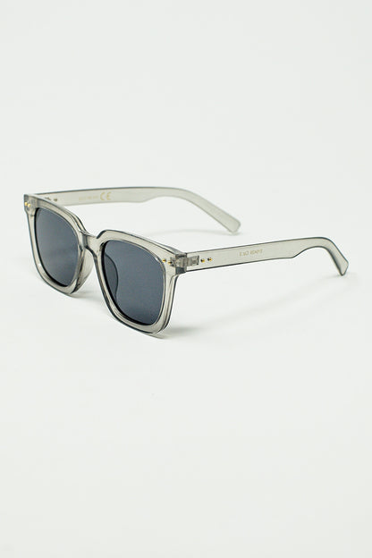 Gafas de sol con montura cuadrada biselada en gris