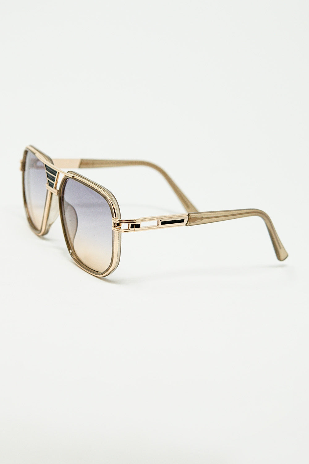 gafas de sol con montura de acetato beige pulido
