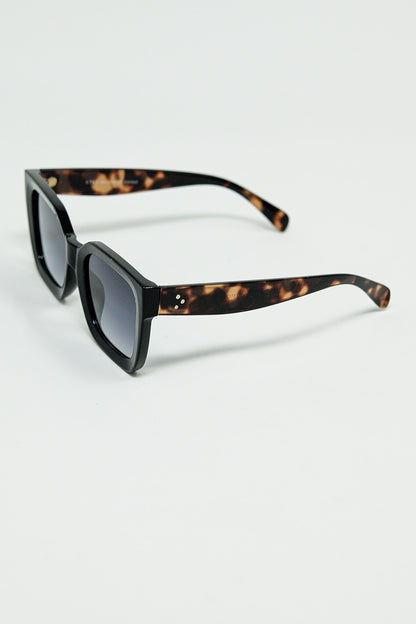 Gafas de sol cuadradas con estampado animal en el lateral