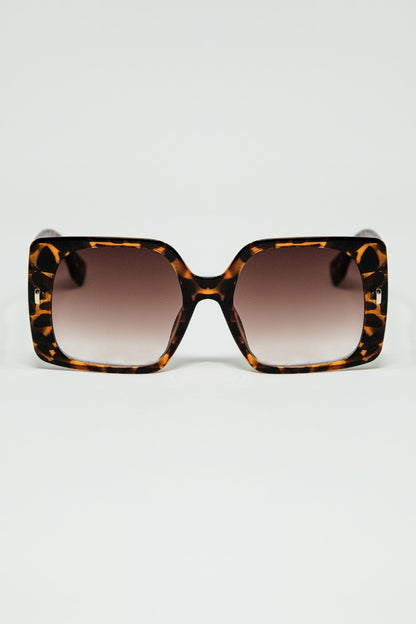Q2 gafas de sol cuadradas con estampado de tigre y detalle dorado en el lateral