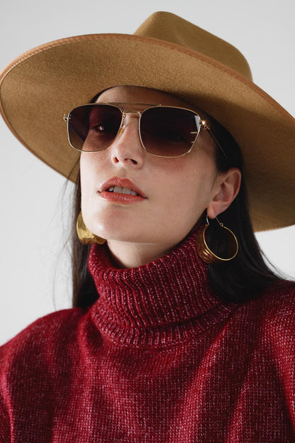 Gafas de sol cuadradas de metal con lentes ahumadas marrones