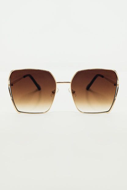 Q2 Gafas de sol cuadradas oversize de metal con lentes degradadas marrones